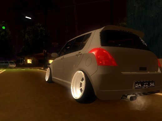 Suzuki Swift Hellaflush