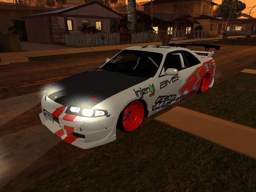 Nissan Skyline GT-R32 (Rezpect Community)