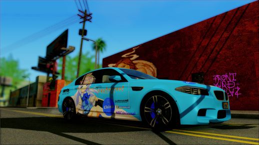 BMW M5 (F10) w/ Gochiusa Itasha