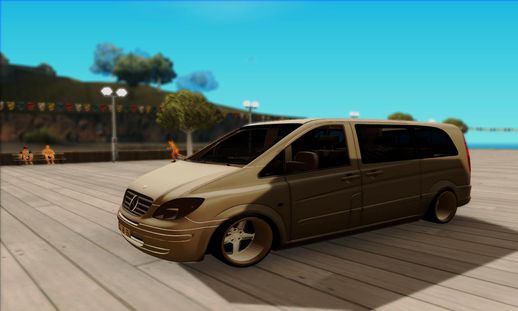 Mercedes Benz Vito