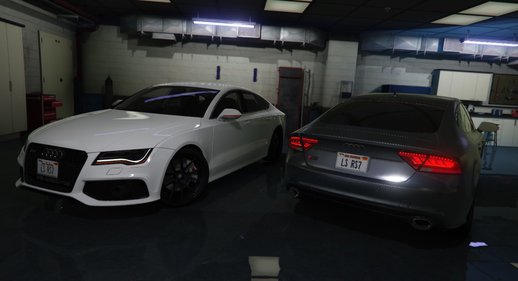 Audi RS7 Handling & Engine Sound