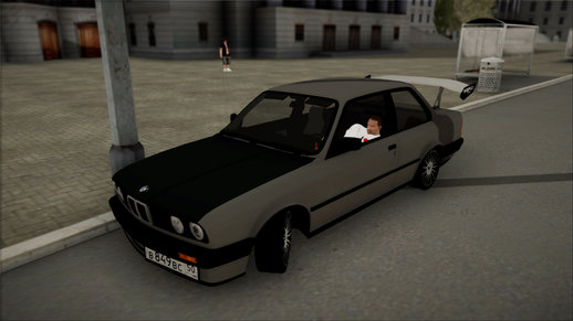 BMW E30 Coupe Drift