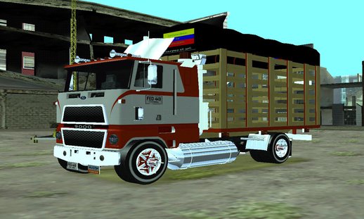 Ford 9000 con estacas stylo colombia