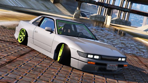 Nissan Silvia S13 Stance