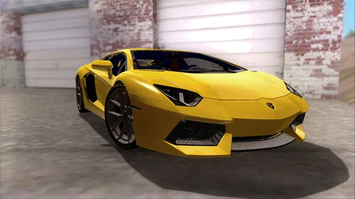 Lamborghini Aventador LP700-4 light tune