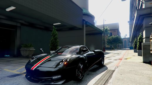 Pagani Huayra - La Monza Lisa Reskin