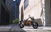 KTM DUKE 690R