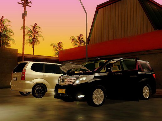 Toyota Alphard Taxi Silver Bird