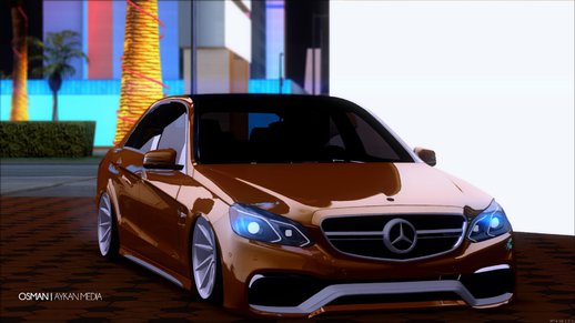 Mercedes-Benz E63 AMG OsmanAykan 