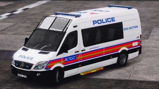 Metropolitan Police Mercedes Sprinter (Dog Section)