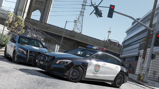 Mercedes CLA 45 AMG Shooting Brake POLICE