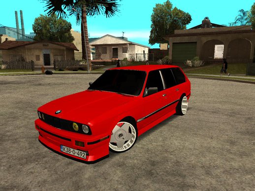 BMW e30 Touring 3.8 BiTurbo