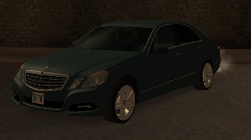 Mercedes-Benz E500