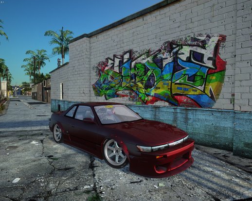 Nissan Silvia S13