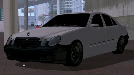 Mercedes Benz W211 Simple