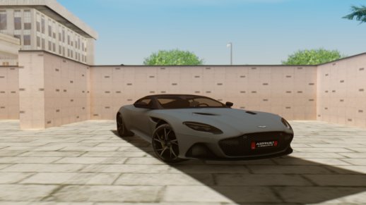 Aston Martin DBS Superleggera