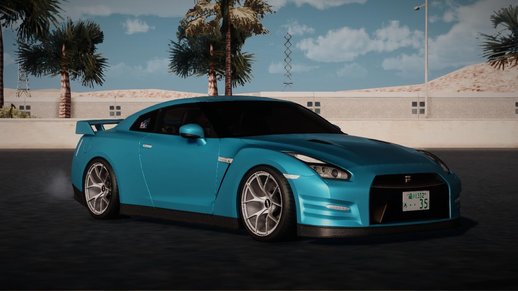 2015 Nissan GT-R Premium