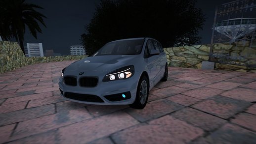 BMW 2er F46