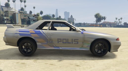 Malaysia Skyline R32 Polis Livery