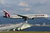 Qatar Airways Boeing 777-3DZER A7-BAK