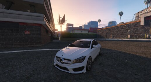 Mercedes Benz CLA 250