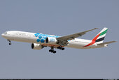 Emirates Boeing 777-31HER A6-EPK Expo 2020 Blue Livery