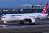 Turkish Airlines Boeing 777-3F2ER TC-JJT