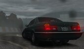 BMW 735i (E32)